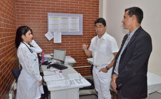Secretário muda gabinete para Hospital Geral de Palmas e acompanha atendimentos