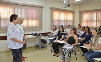 Oficina busca aperfeiçoamento de profissionais que atuam com aconselhamento em amamentação