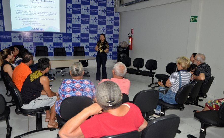 Enf. Patrícia Pegoraro do Centro de Reabilitação - Nielcem Fernandes.jpg