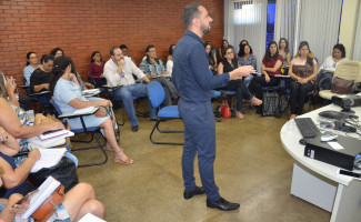 Servidores da Saúde participam de reunião preparatória do PlanificaSUS