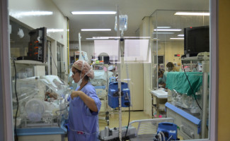 Maternidade Dona Regina realiza campanha de redução de ruídos