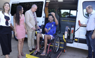 Saúde entrega veículos para Centro de Reabilitação de Palmas e Hemocentro de Araguaína