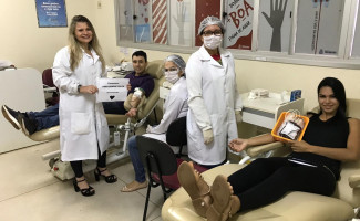 Pais fazem campanha de doação de sangue para ajudar outras famílias após morte do filho