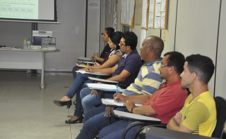 Lacen finaliza semana de capacitações