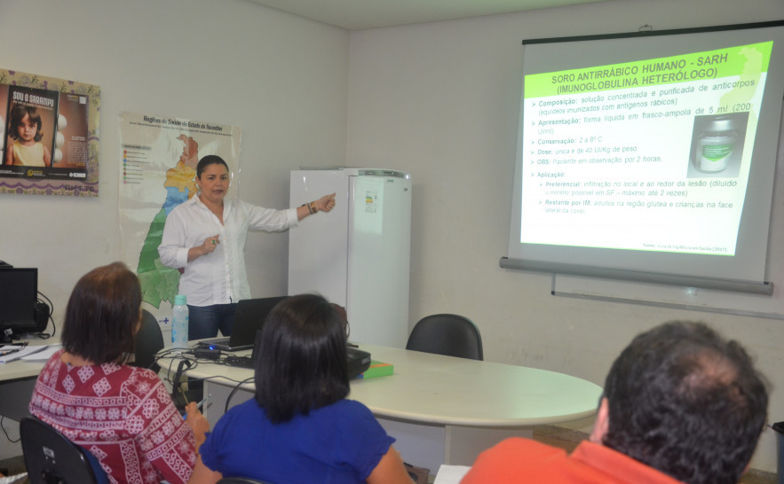 SES realiza capacitação em Sala de Vacina