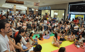 Hora do Mamaço incentiva aleitamento materno em livre demanda