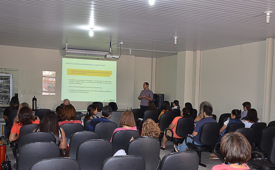 Oficina sobre Hepatite C e coinfecções