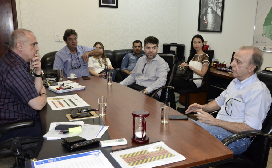 Comissão Hospital do Amor visita Secretaria - Nielcem Fernandes (2).JPG