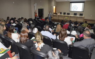 Captação de doadores e triagem clínica do sangue são debatidos em seminário