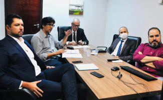 Saúde realiza videoconferência com representantes de órgãos de controle para averiguar o aumento do preço das aquisições