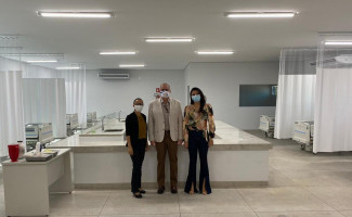 Secretário de Saúde vistoria leitos de UTI no Hospital Regional de Augustinópolis