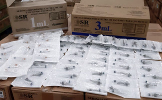 Governador Carlesse determina a compra de mais 1,6 milhão de seringas para vacina da Covid