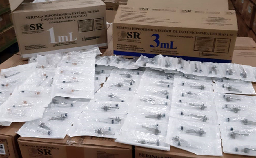 O Governo do Tocantins já está com o Plano Estadual de Imunização contra a Covid-19 pronto e com a compra de mais de 1,6 milhões de seringa em andamento 