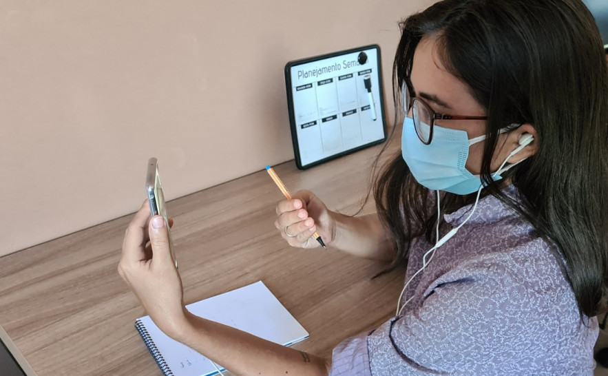 O Projeto conta com uma equipe de 10 psicólogos para realizar o atendimento psicológico. 