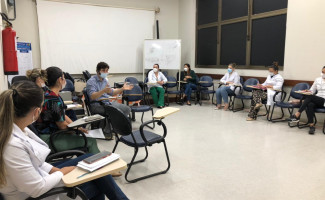 Hospital Geral de Palmas oferta terapia em grupo para líderes durante pandemia