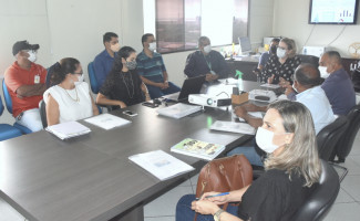 Saúde faz reunião para avaliação do plano de operacionalização da vacinação contra a Covid-19