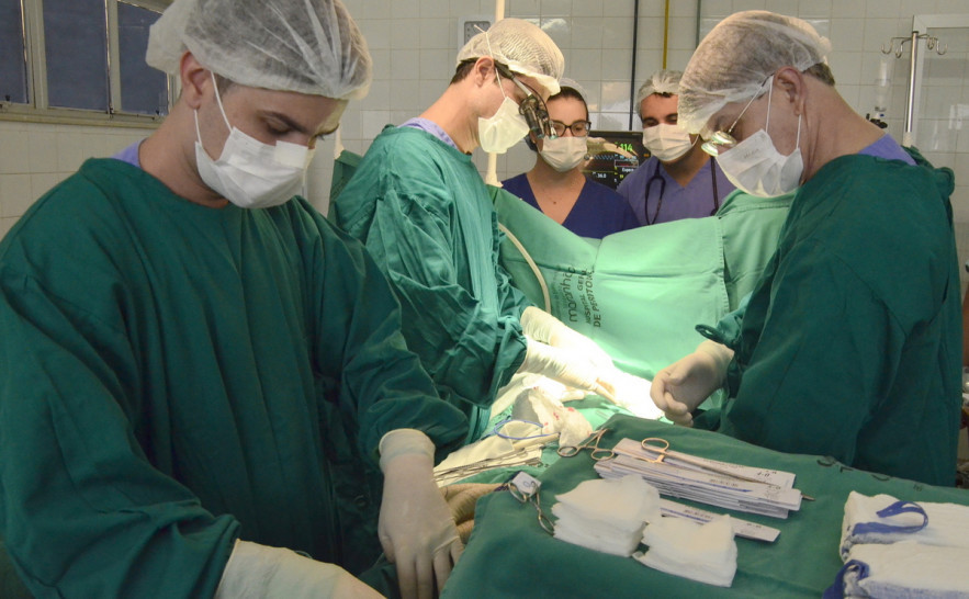 Estado repactua com Araguaína a realização de cirurgias cardíacas pediátricas