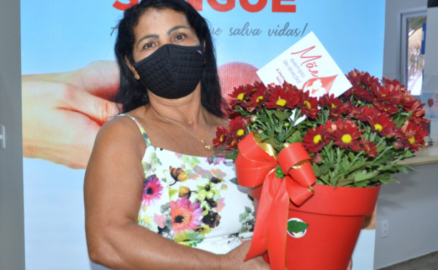 Maria Lustosa recebeu homenagem em nome de todas as mães doadoras